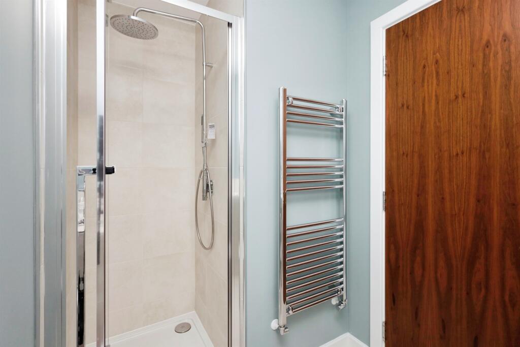 Additional image 12 of Twin Oaks Drive, Polegate