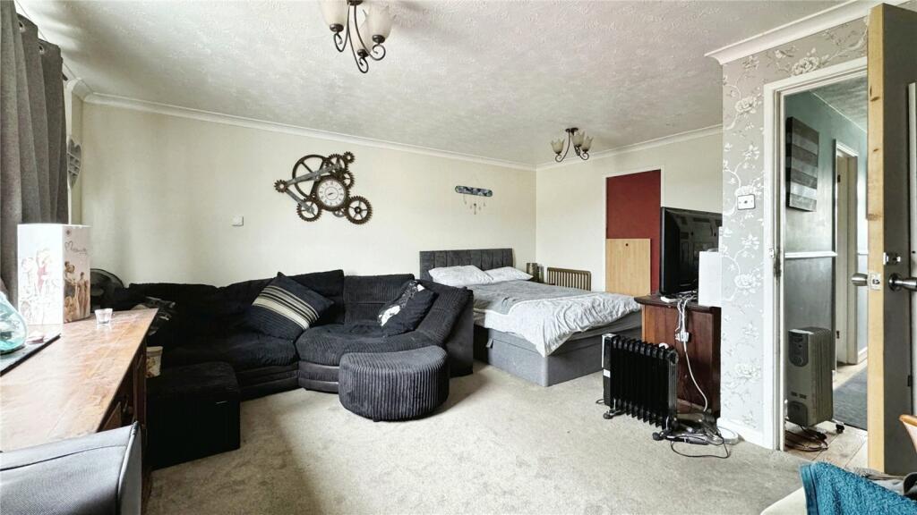 Additional image 11 of Hardy Close, New Milton, Hampshire, BH25