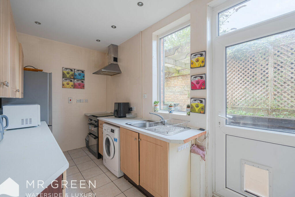 Additional image 12 of Sunnyhill Road, Southbourne, BH6 5HW