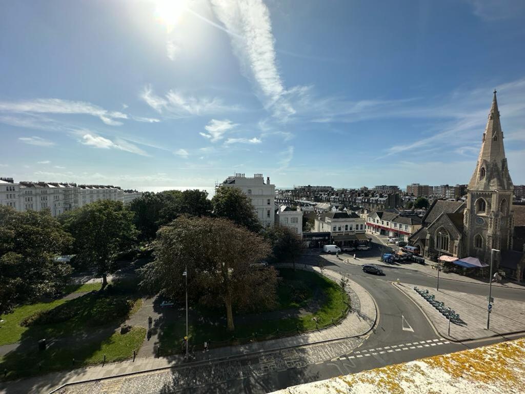 Additional image 5 of 4th Floor Front Office, 27 Palmeira Mansions, Church Road, Hove, BN3 2FA