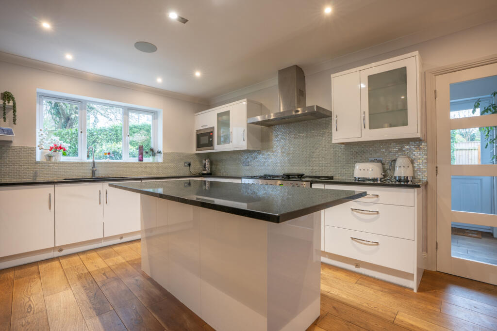 Additional image 19 of Higher Blandford Road, Broadstone, Dorset, BH18