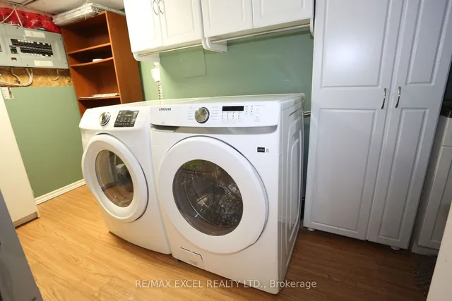 Additional image 12 of 1049 Foxglove Pl