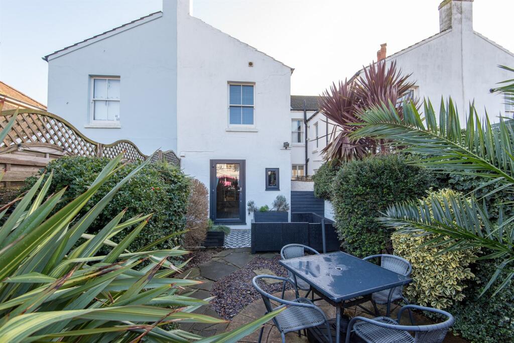 Additional image 39 of Westcourt Road, Worthing, BN14