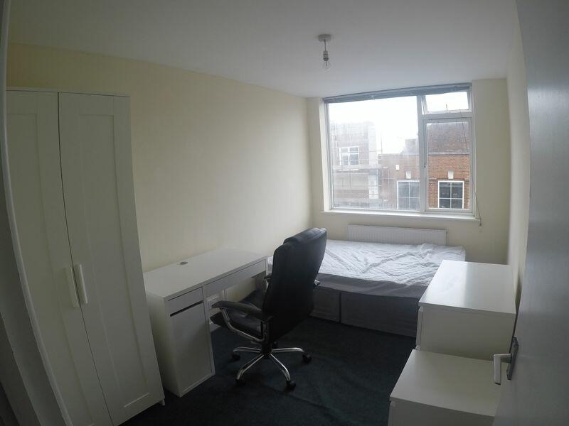 Additional image 10 of AVAILABLE SEPTEMBER 2025 - 4 double Bedroom Student Flat -Winton