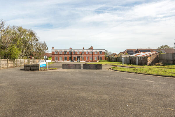 Additional image 8 of 42 London Road, Hailsham, East Sussex, BN27