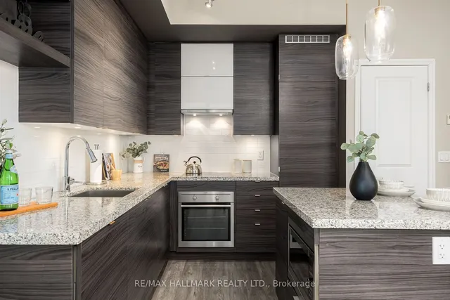 Additional image 9 of 59 Annie Craig Dr Unit 907