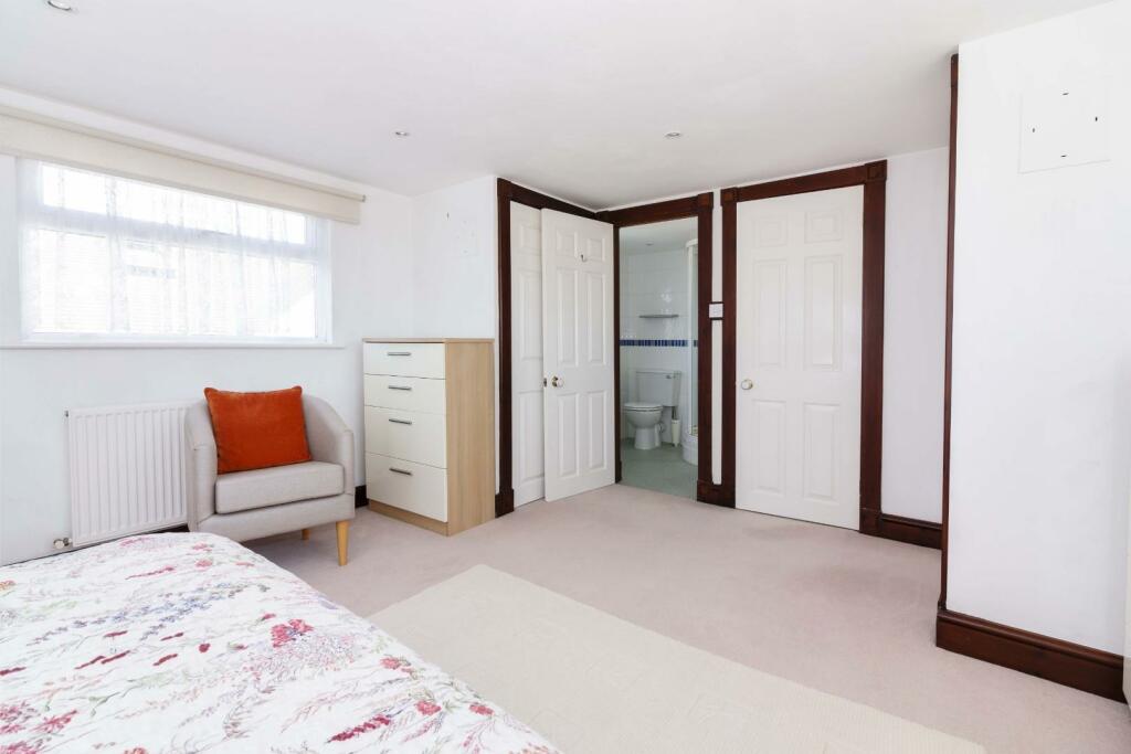 Additional image 16 of Griffiths Avenue, Lancing