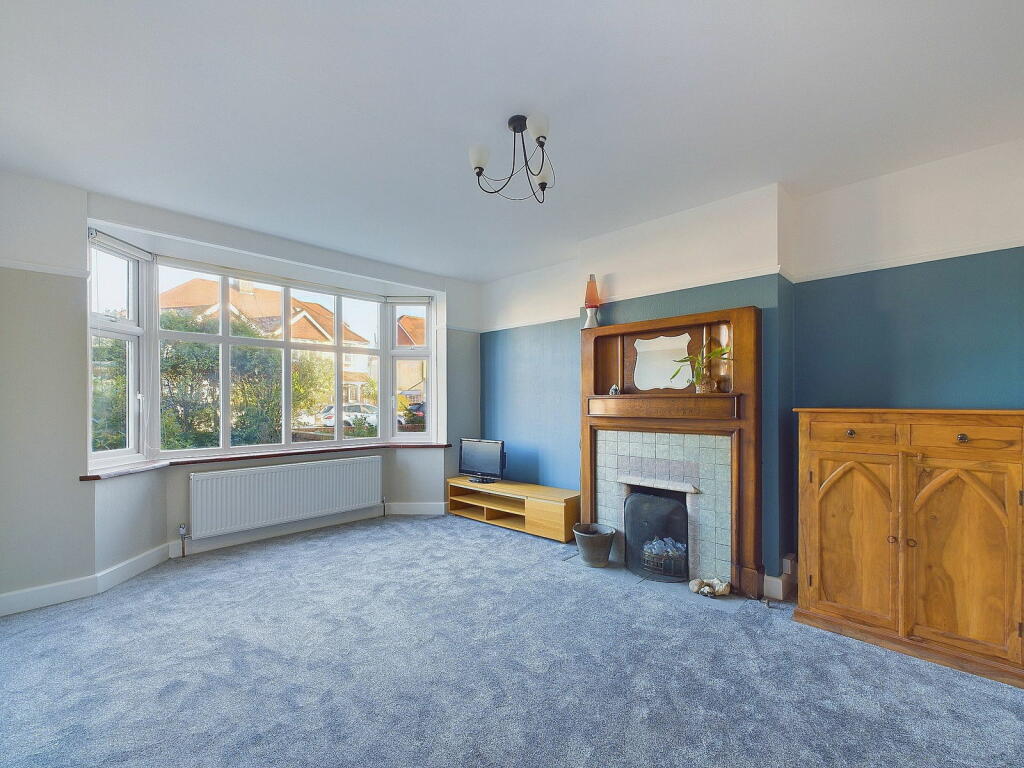 Additional image 3 of Loxwood Avenue, Worthing, BN14 7RF