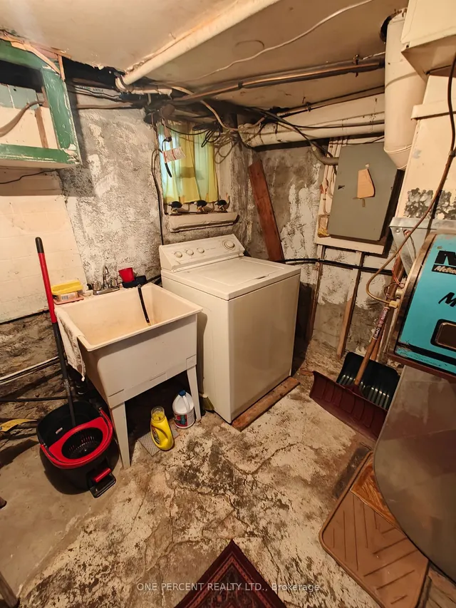 Additional image 13 of 33 Grove Ave