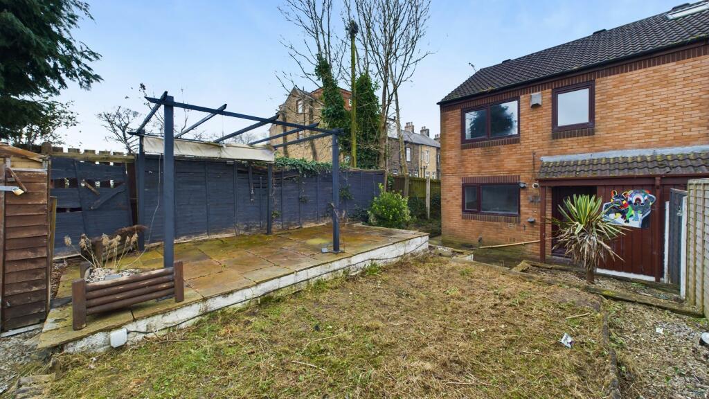 Additional image 11 of Glenroyd Avenue, Bradford, BD6