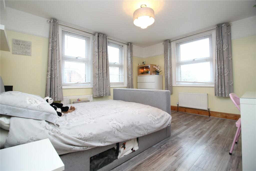 Additional image 17 of Vincent Road, New Milton, Hampshire, BH25