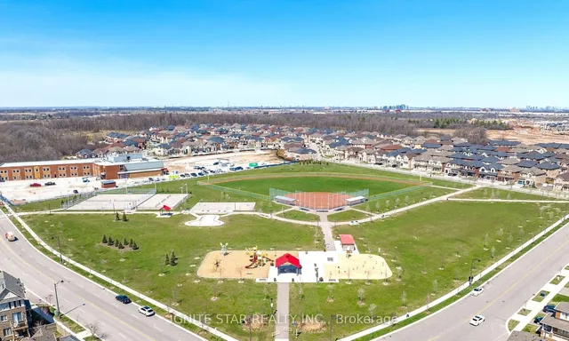 Additional image 29 of 3355 Mockingbird Common