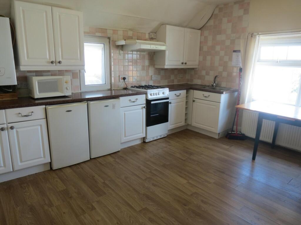 Additional image 4 of 3 bedroom Second Floor Flat in Bournemouth