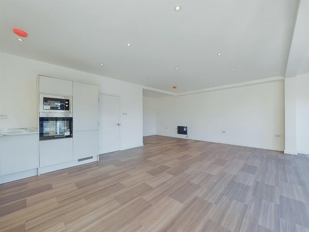 Additional image 5 of Oceanview Heights, Montague Place, Worthing, BN11 3FU