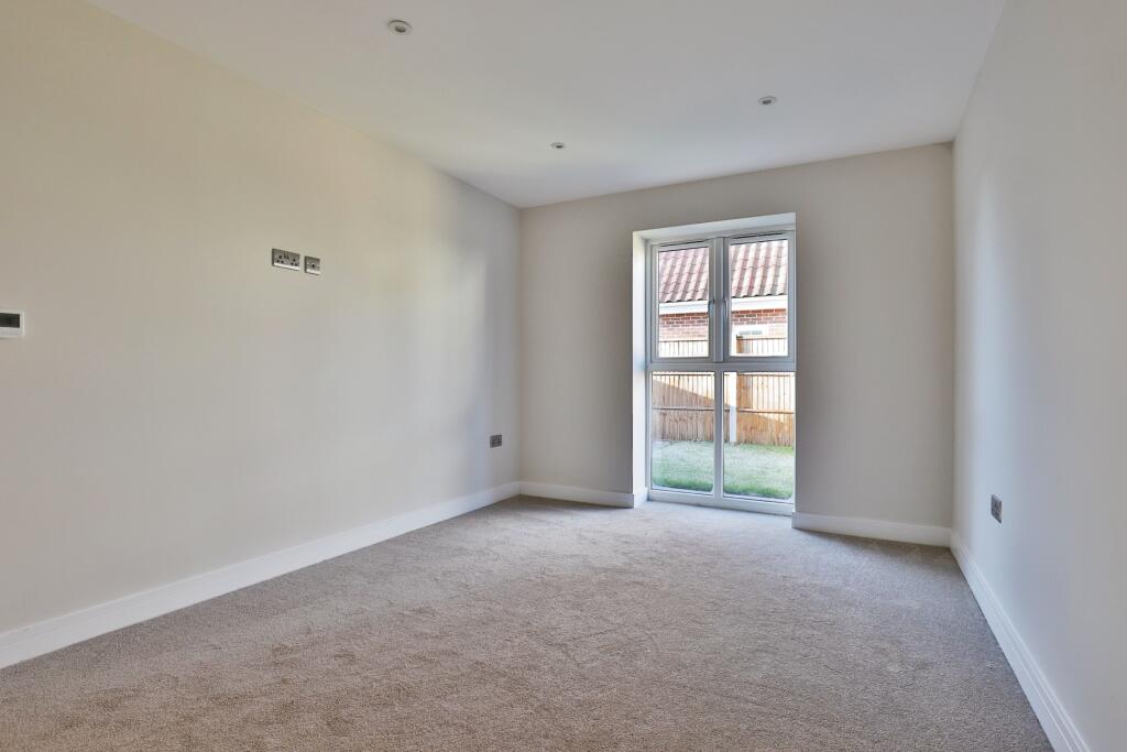 Additional image 10 of Castleton Avenue, NORTHBOURNE, Bournemouth, Dorset, BH10