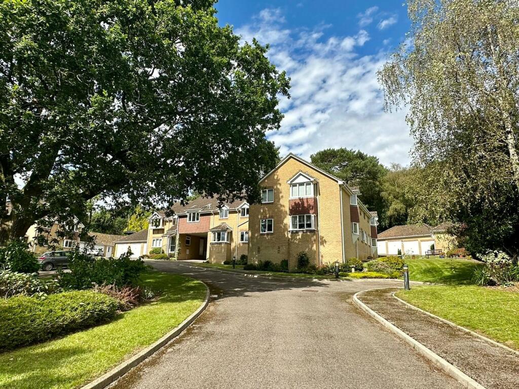Additional image 7 of Sunningdale Gardens, Broadstone, BH18