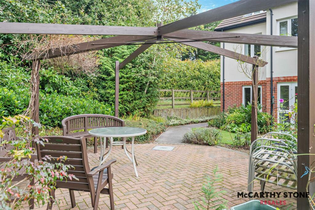 Additional image 29 of Cherrett Court, Ringwood Road, Ferndown, BH22 9FEn