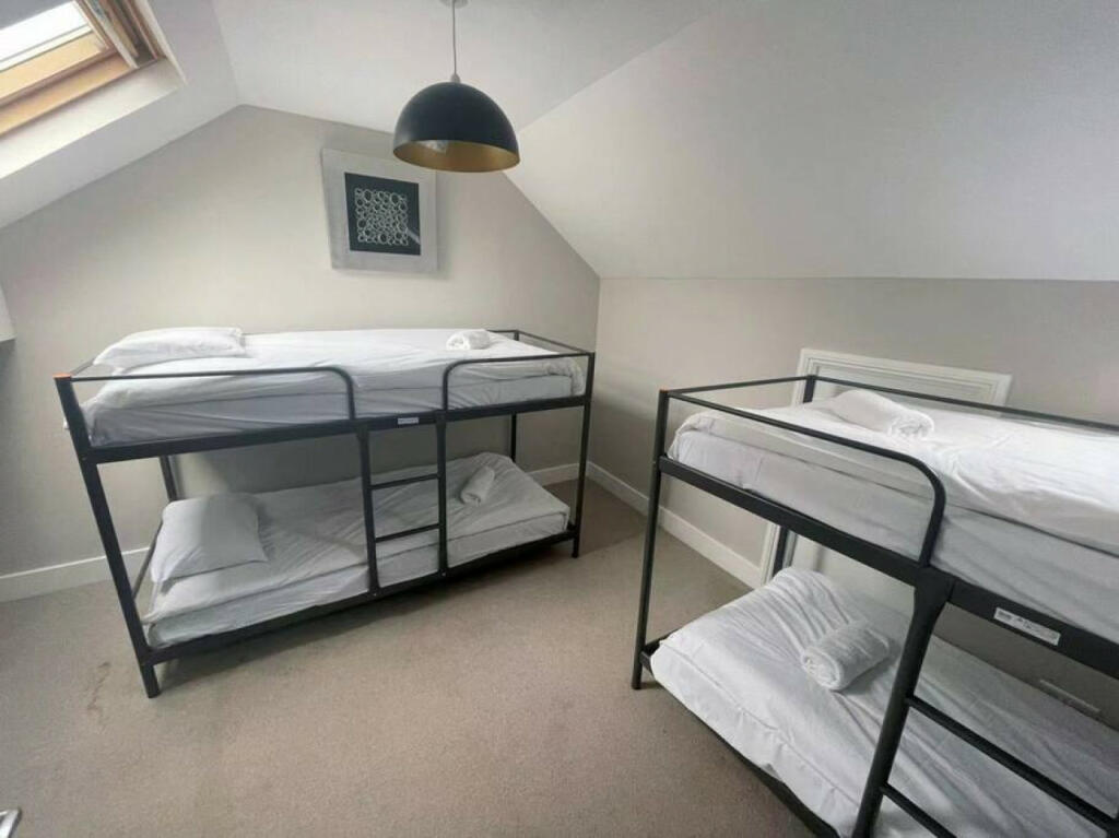 Additional image 10 of London road