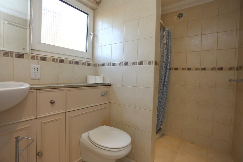 Additional image 21 of Crescent Drive South, Brighton