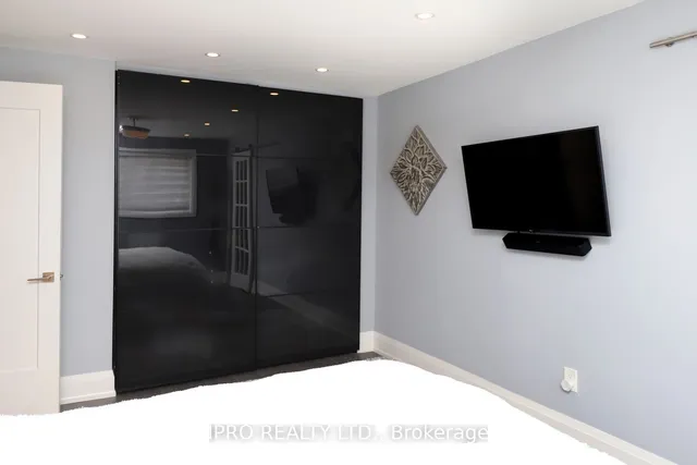 Additional image 10 of 8 Humheller Rd