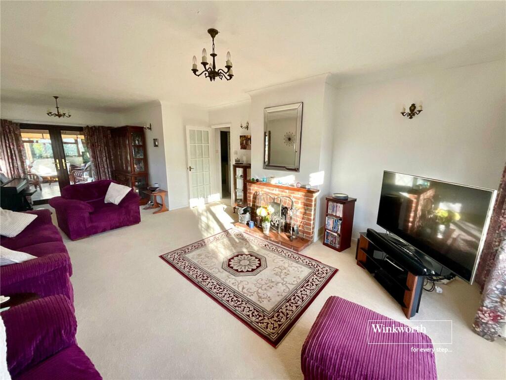 Additional image 6 of Marine Drive East, Barton on Sea, New Milton, Hampshire, BH25