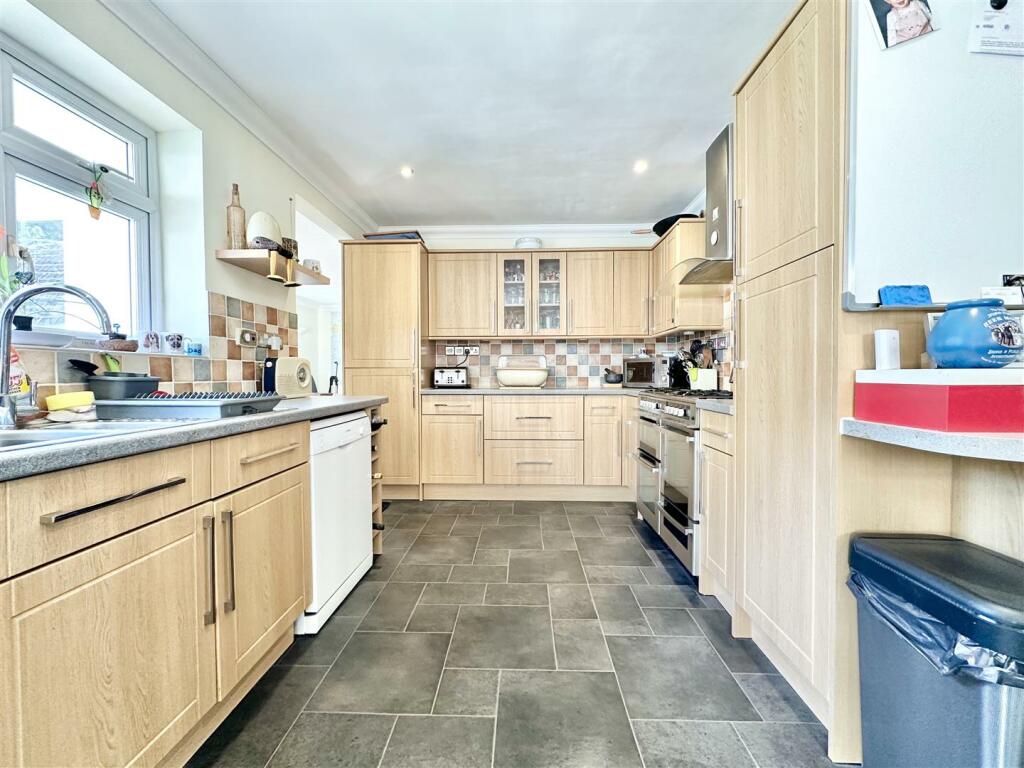 Additional image 9 of Queens Road, Ferndown