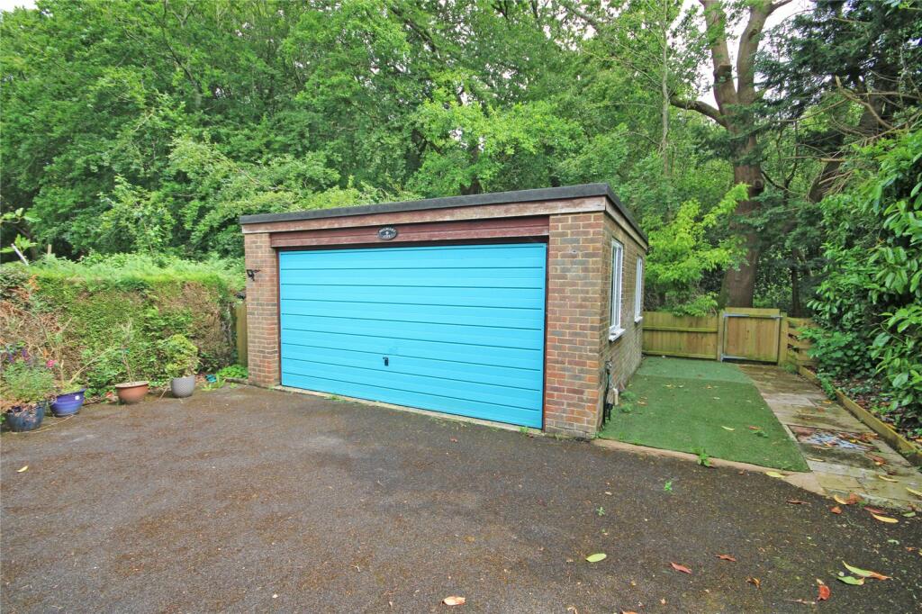 Additional image 16 of St. Johns Road, New Milton, Hampshire, BH25