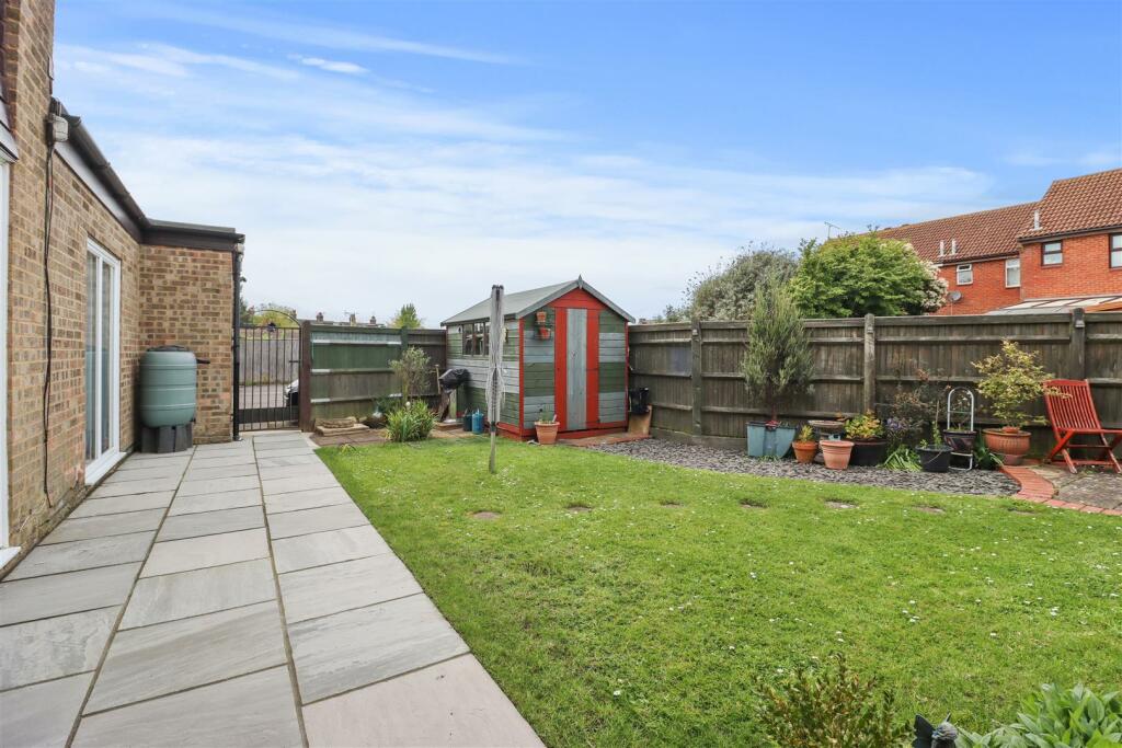 Additional image 2 of Leamland Walk, Hailsham