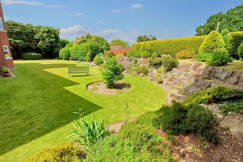 Additional image 19 of Verwood