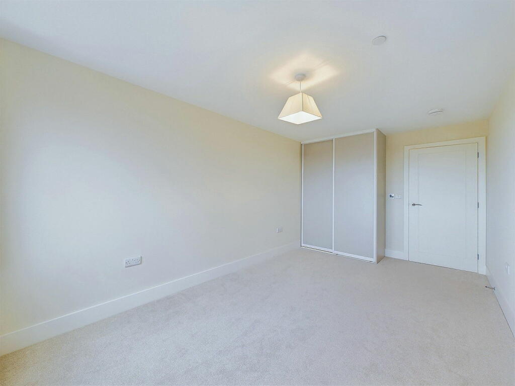 Additional image 17 of Calista, 26 West Parade, Worthing, BN11
