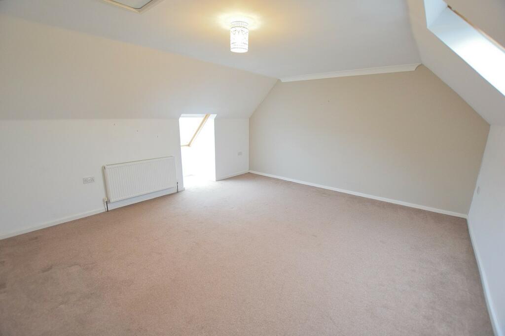 Additional image 8 of Churchill Court, New Milton, Hampshire. BH25 6EL