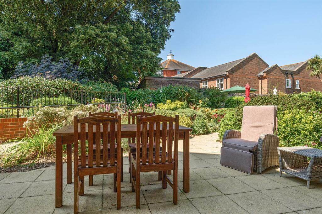 Additional image 12 of Hale Lodge, Littlehampton