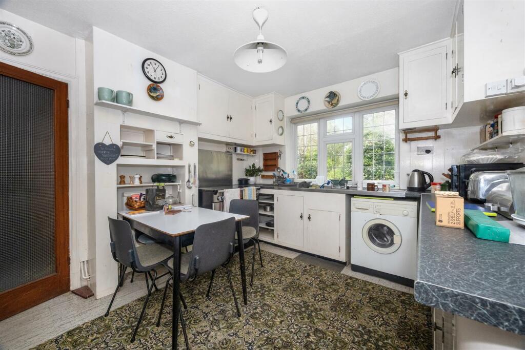 Additional image 36 of Surrenden Crescent, Surrenden, Brighton