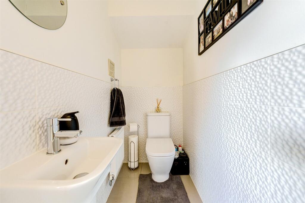 Additional image 18 of Nightingale Avenue, Goring-by-Sea, Worthing, West Sussex, BN12