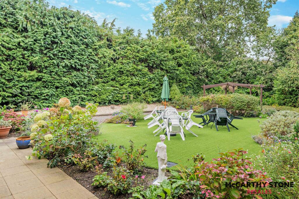 Additional image 32 of Cherrett Court, Ringwood Road, Ferndown, BH22 9FEn