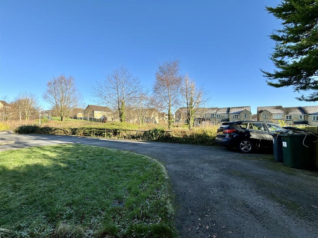 Additional image 19 of 10, Siskin Drive, Bradford, BD6 3YQ