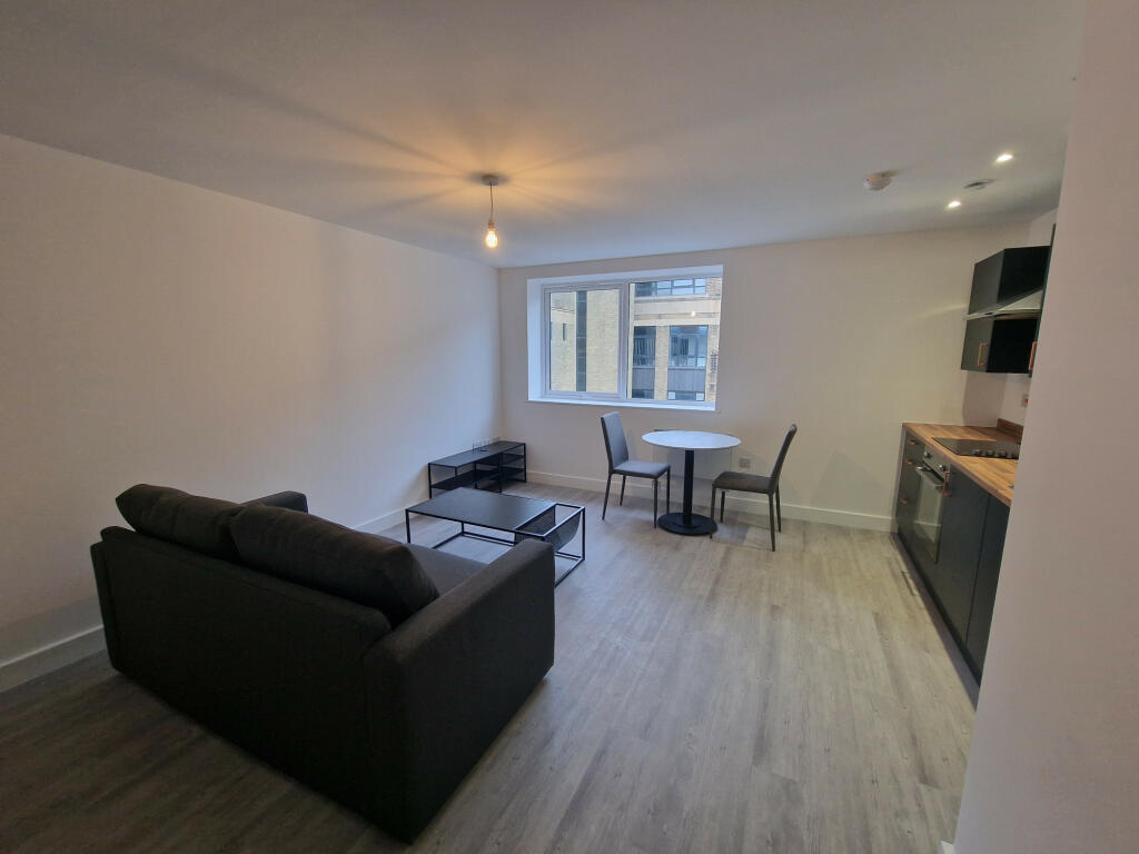 Additional image 8 of Bingley Rd, Bradford, West Yorkshire, BD9