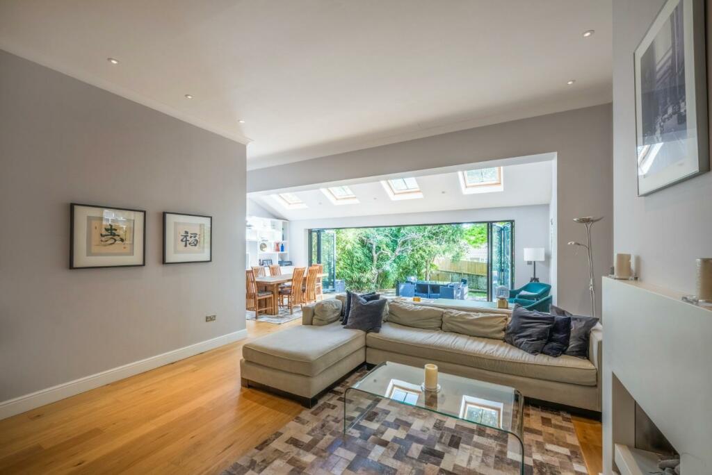 Additional image 21 of Woodland Drive, Hove