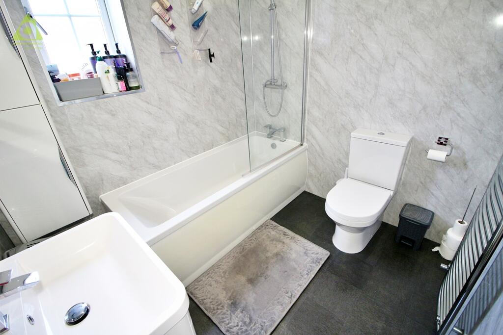 Additional image 18 of Marsh Fold, Westhoughton, BL5 3GJ