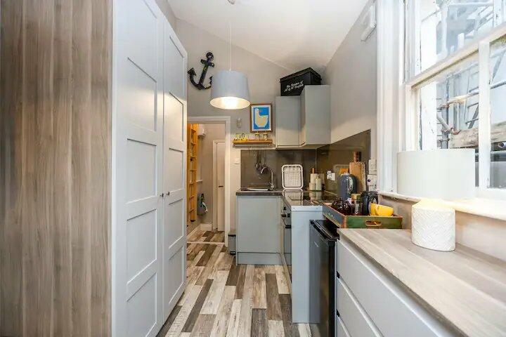 Additional image 10 of Oriental Place, Brighton, East Sussex, BN1