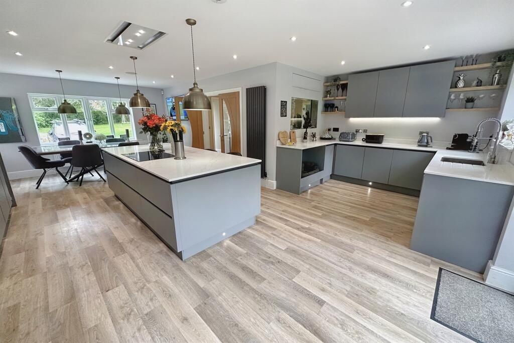 Additional image 9 of Ferndown