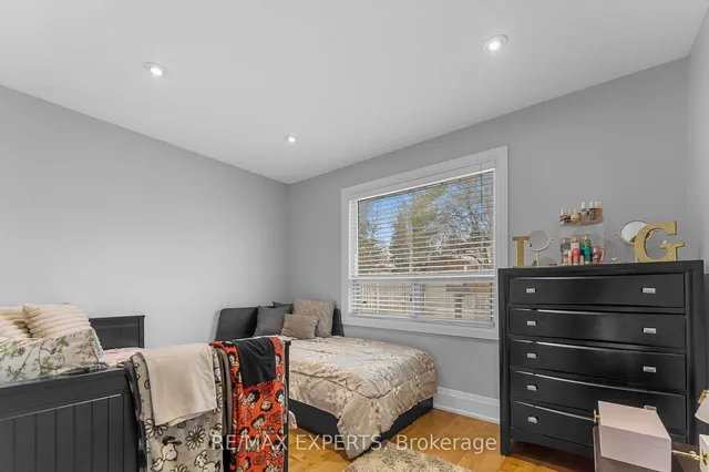 Additional image 40 of 5 Troutbrooke Dr