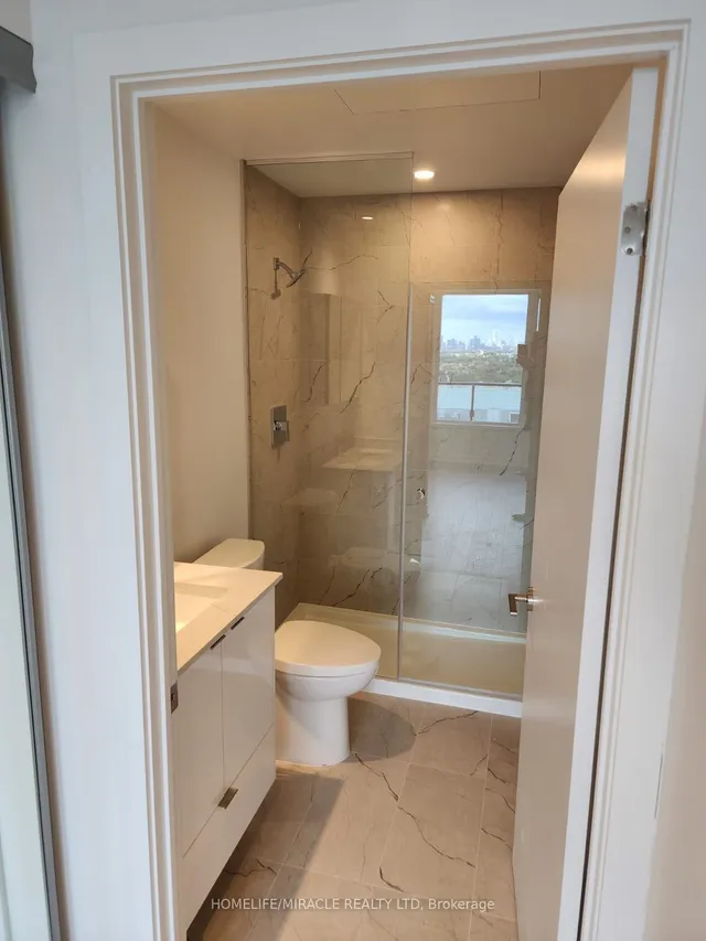 Additional image 17 of 1926 Lakeshore Blvd