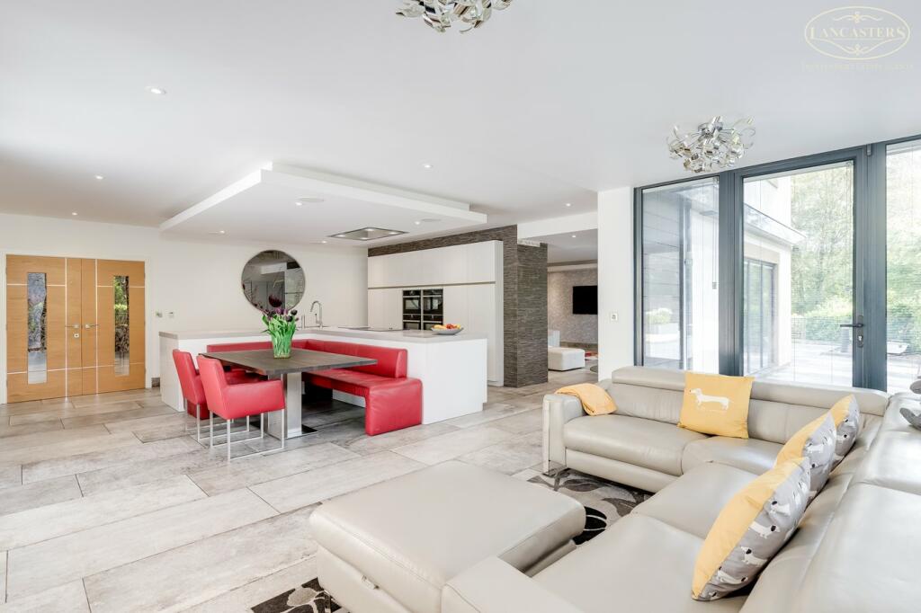 Additional image 2 of Ravenhurst Drive, Heaton, Bolton, BL1