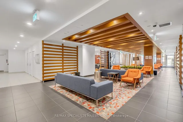 Additional image 24 of 21 Iceboat Terr Unit 1705