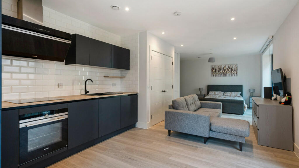 Additional image 10 of The Furlong, Brighton, BN2 4FY