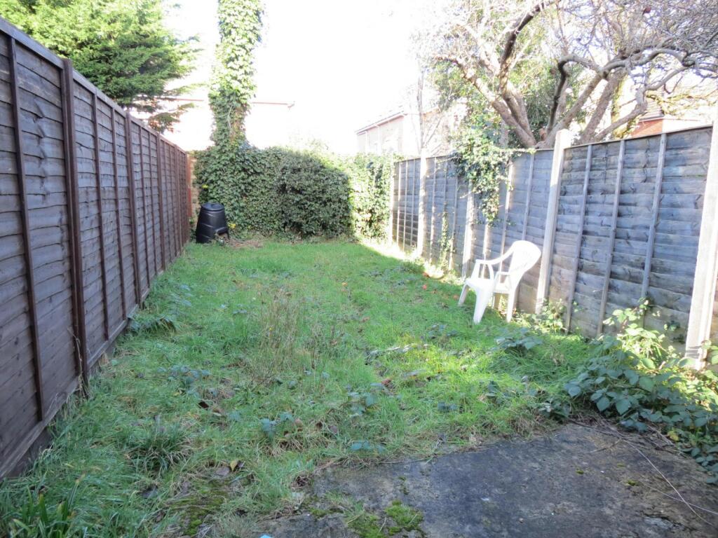 Additional image 10 of 4 bedroom Maisonette in Charminster