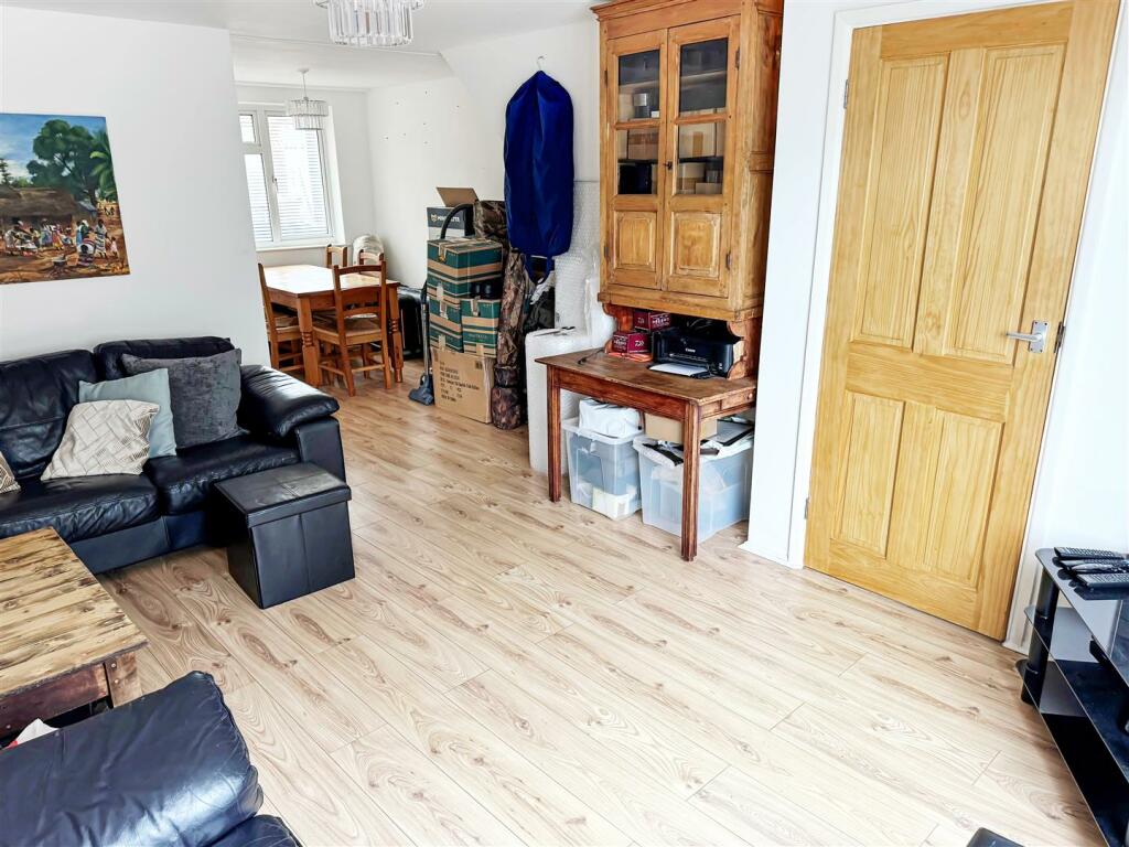 Additional image 12 of Helyers Green, Littlehampton