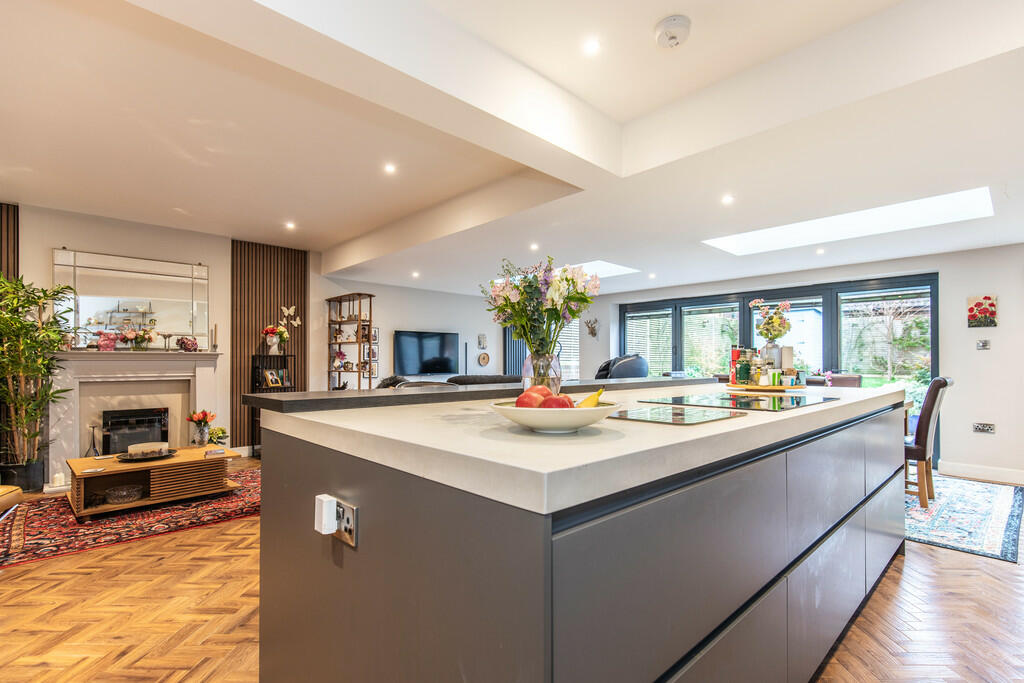Additional image 27 of Woodland Drive, Hove