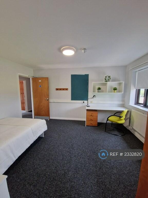 Additional image 7 of Laila House, Bradford, BD5